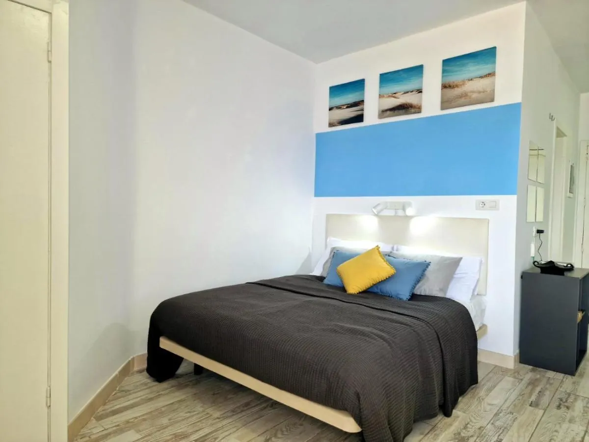 אדחה Lovely Blue Studio With Ocean View And Pool, Paraiso 918 0*,